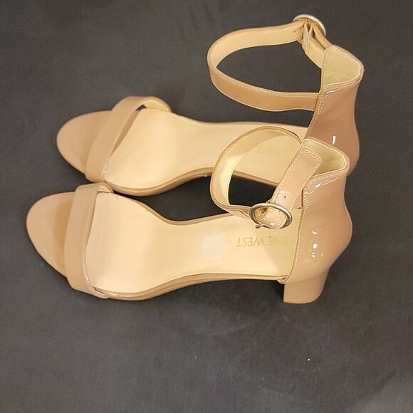 BRAND NEW NINE WEST LOW BLOCK-HEEL ADJUSTABLE BUCKLE WOMEN'S SANDAL - Picture 7 of 15